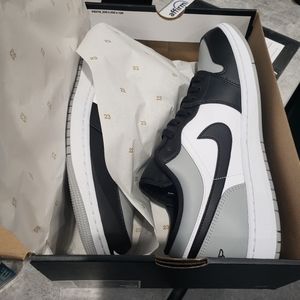 Nike air jordan 1 shadow toe